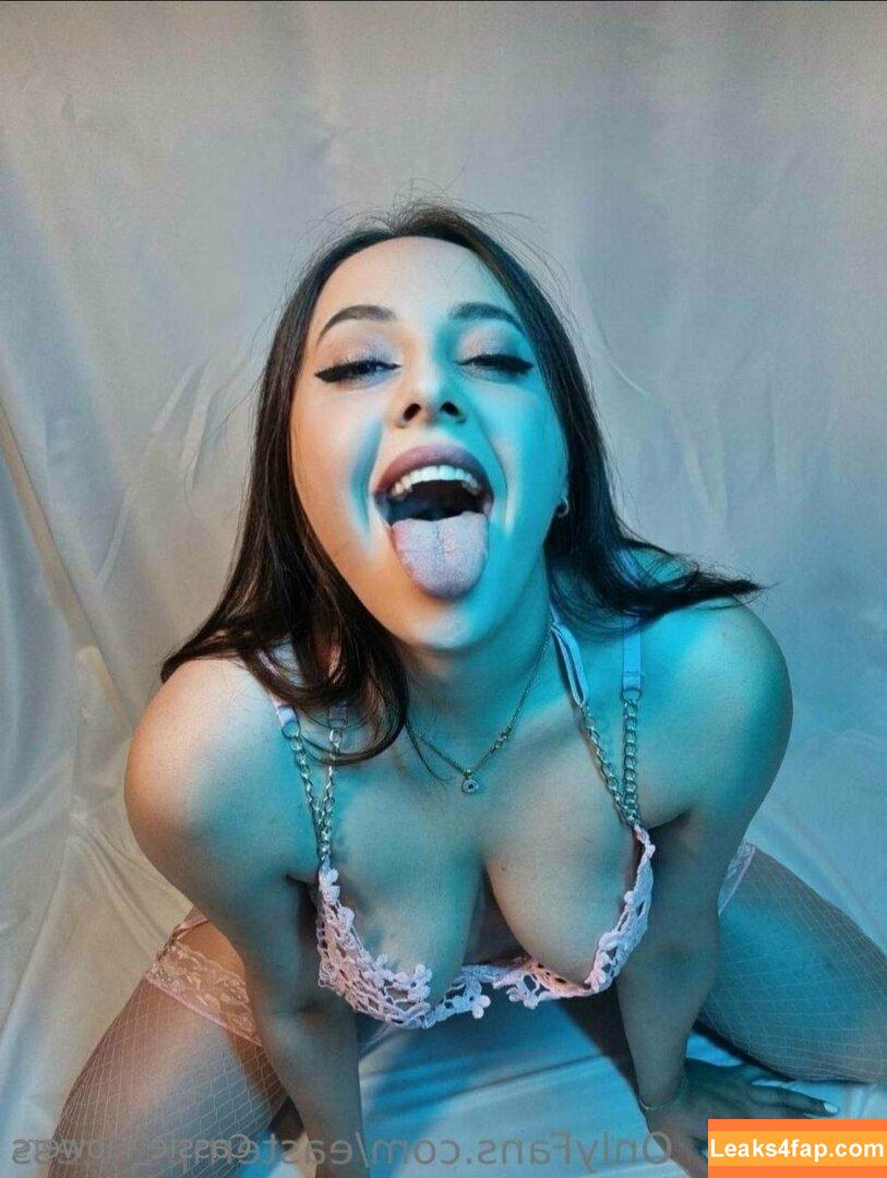 cassie_flower / _cassie_flowers leaked photo photo #0744