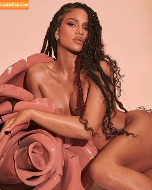 Cassie Ventura фото #0064
