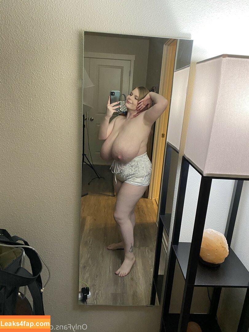 Cassie0pia / https: / therealcassie0pia leaked photo photo #0037