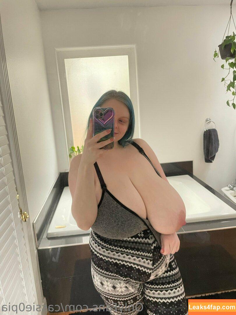 Cassie0pia / https: / therealcassie0pia leaked photo photo #0176