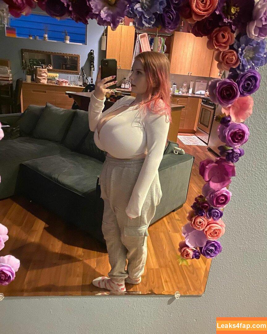 Cassie0pia / https: / therealcassie0pia leaked photo photo #0244