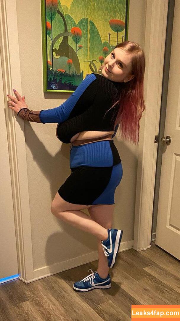 Cassie0pia / https: / therealcassie0pia leaked photo photo #0324