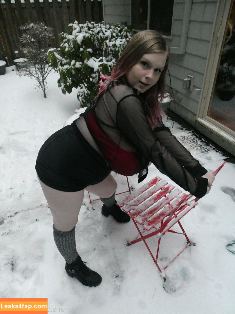 Cassie0pia / https: / therealcassie0pia leaked photo photo #0364