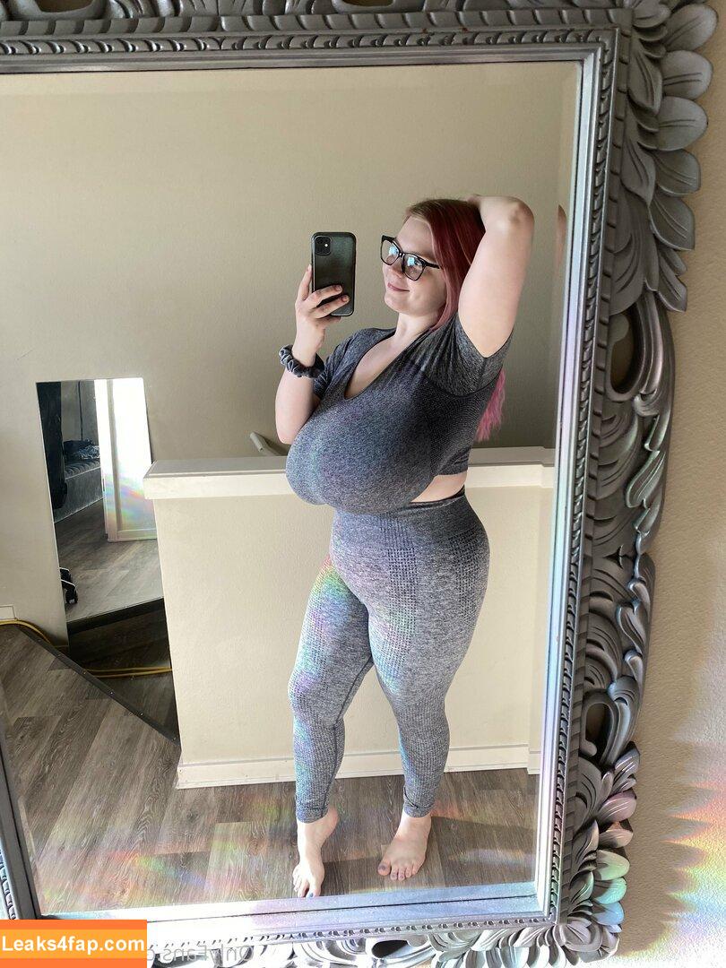 Cassie0pia / tcassie0pia / therealcassie0pia leaked photo photo #0711