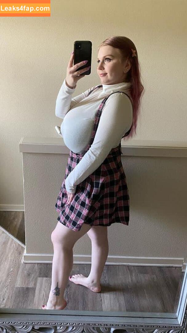 Cassie0pia / tcassie0pia / therealcassie0pia leaked photo photo #0757