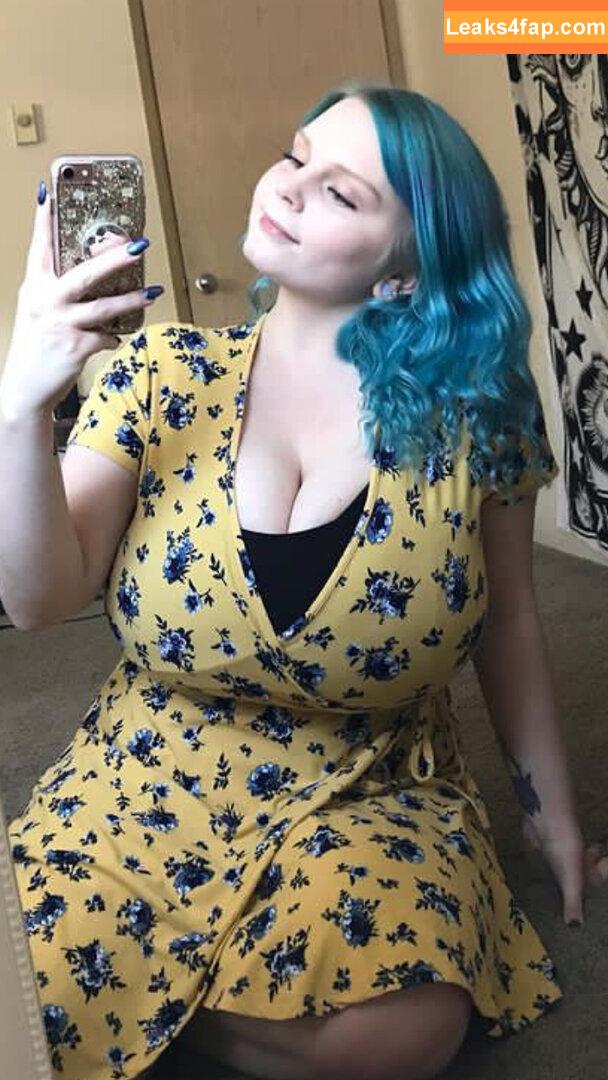 Cassie0pia / tcassie0pia / therealcassie0pia leaked photo photo #0768