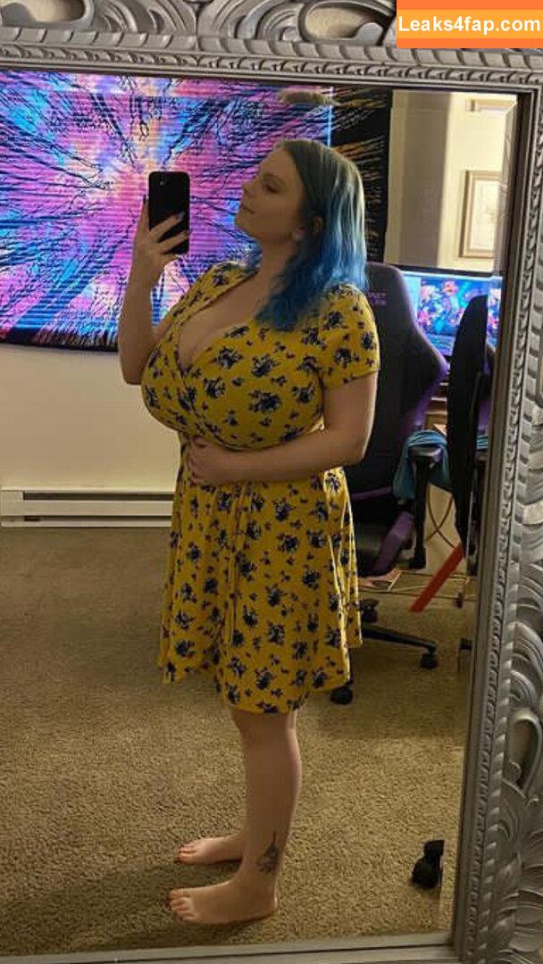 Cassie0pia / tcassie0pia / therealcassie0pia leaked photo photo #0769