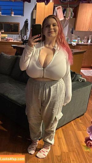 Cassie0pia photo #0322