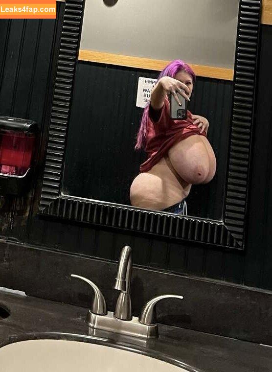 Cassie0pia / tcassie0pia / therealcassie0pia leaked photo photo #2532
