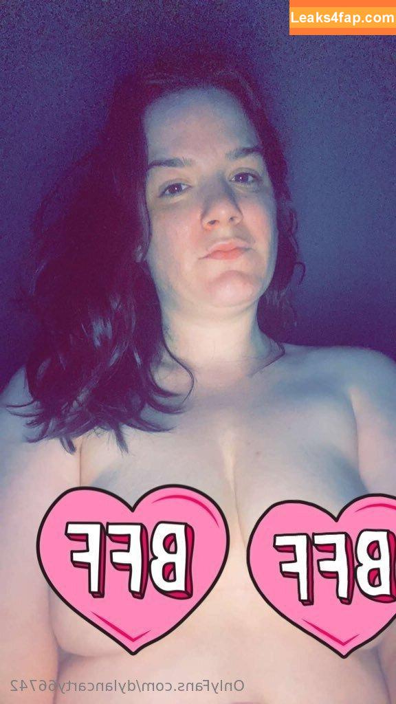 cassie223 / cassierae2323 leaked photo photo #0003