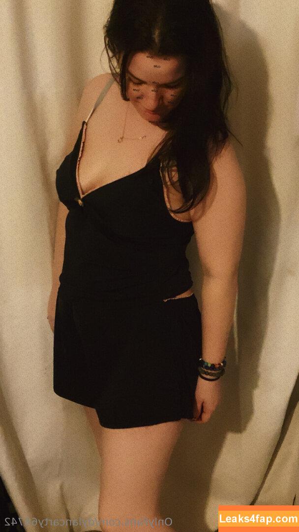cassie223 / cassierae2323 leaked photo photo #0004