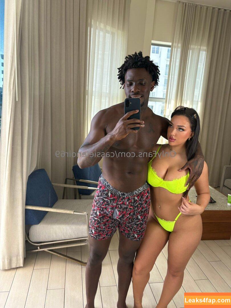 cassielenoir69 / cassielenoirxx leaked photo photo #0017