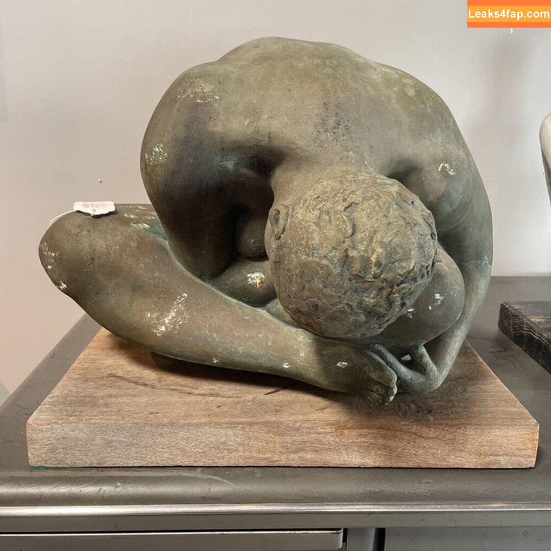 castaneda /  leaked photo photo #0002