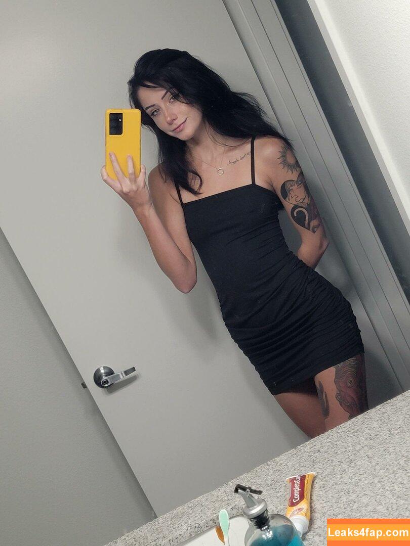 Catarina / catarinassecret / catkitty21 / catkitty212 leaked photo photo #0020