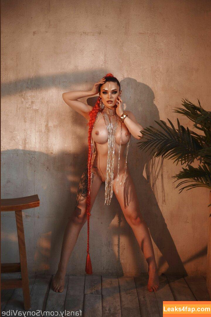 Catch_My_Vibe / catch_my_vibe.cosplay leaked photo photo #0210