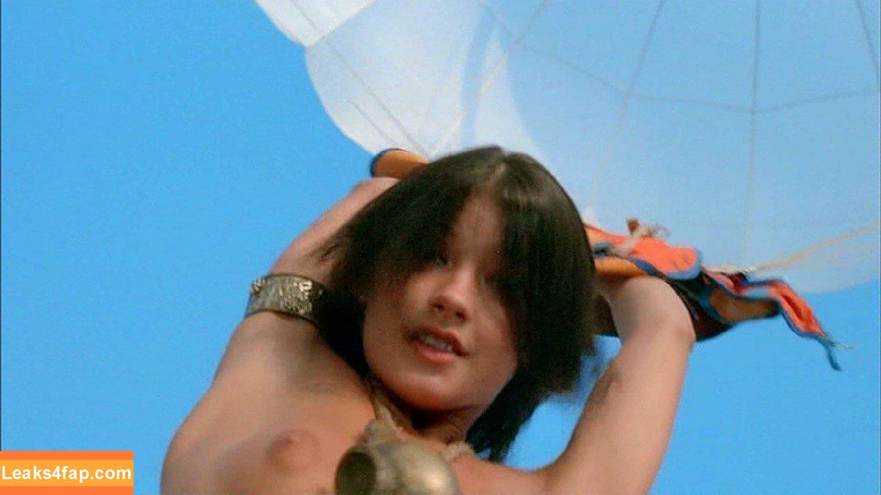 Catherine Zeta Jones / catherinezetajones leaked photo photo #0007