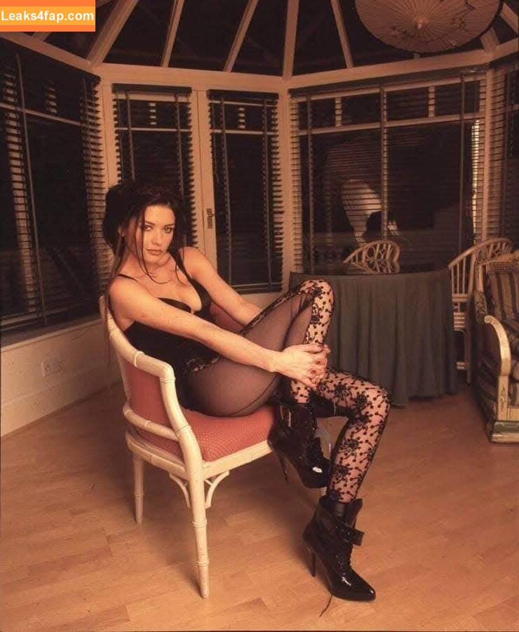 Catherine Zeta Jones / catherinezetajones leaked photo photo #0153