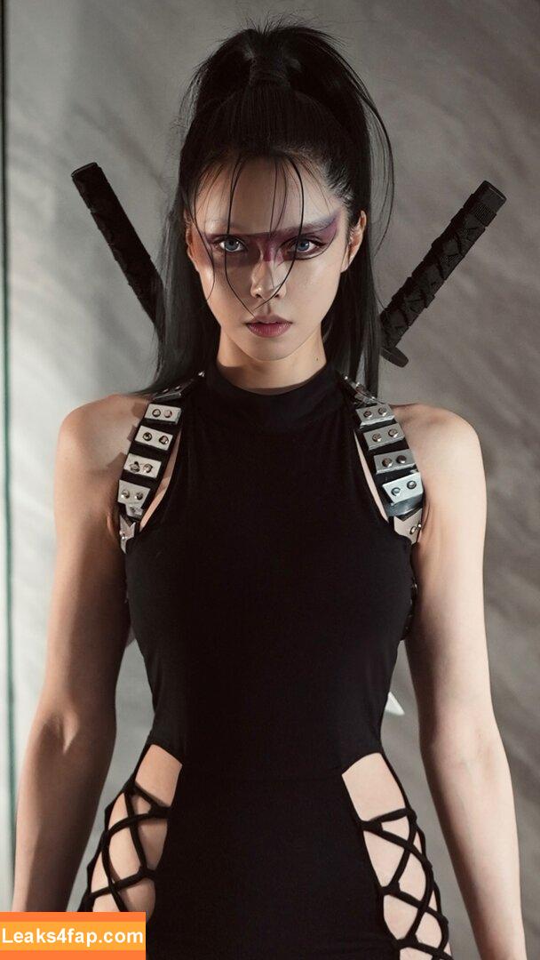 cathrynli /  leaked photo photo #0383