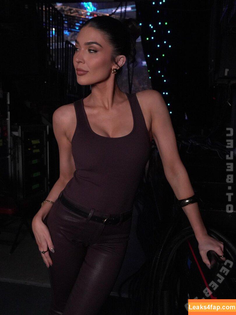 Cathy Kelley / catherinekelley / cathykelley / https: / itscathykelley leaked photo photo #1568