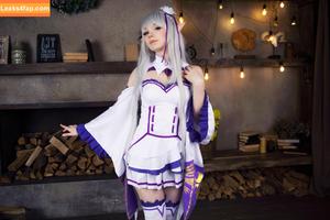 caticornplay photo #0922