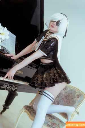 Catie photo #0012
