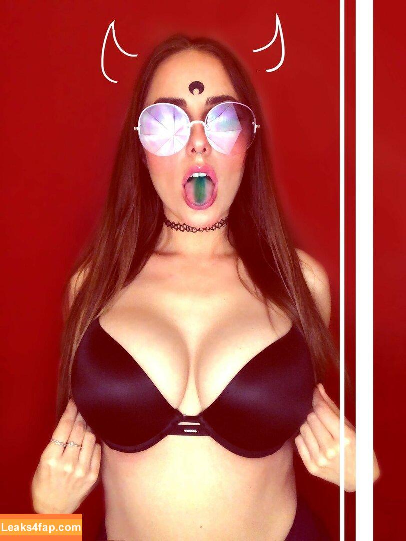 catlikemeow / cat_falco / catfalco / thecatsmeowcowgirl leaked photo photo #0007