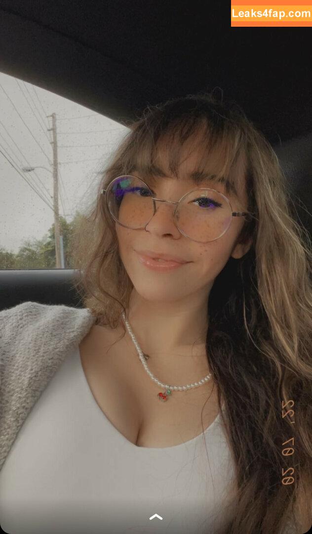 Catlyn Crespo / catlyncrespo leaked photo photo #0170