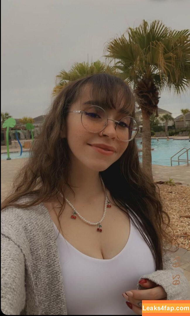 Catlyn Crespo / catlyncrespo leaked photo photo #0171