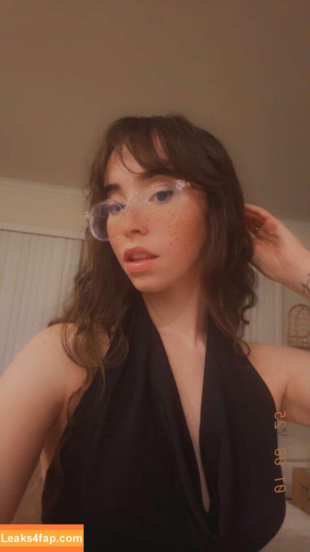 Catlyn Crespo / catlyncrespo leaked photo photo #0465