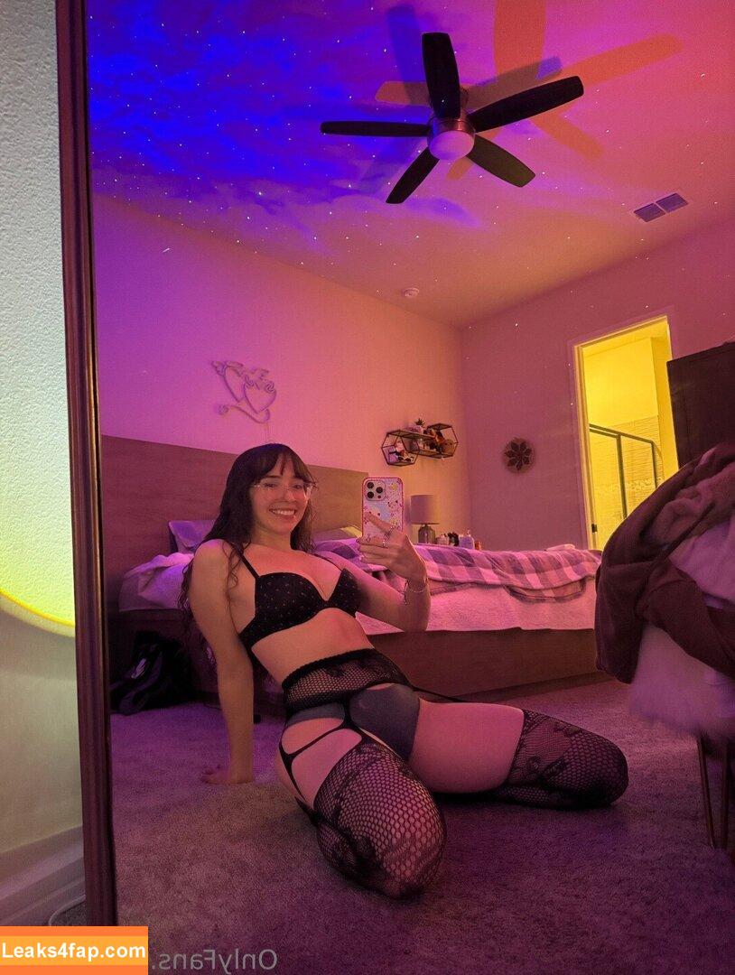 Catlyn Crespo / catlyncrespo leaked photo photo #0481