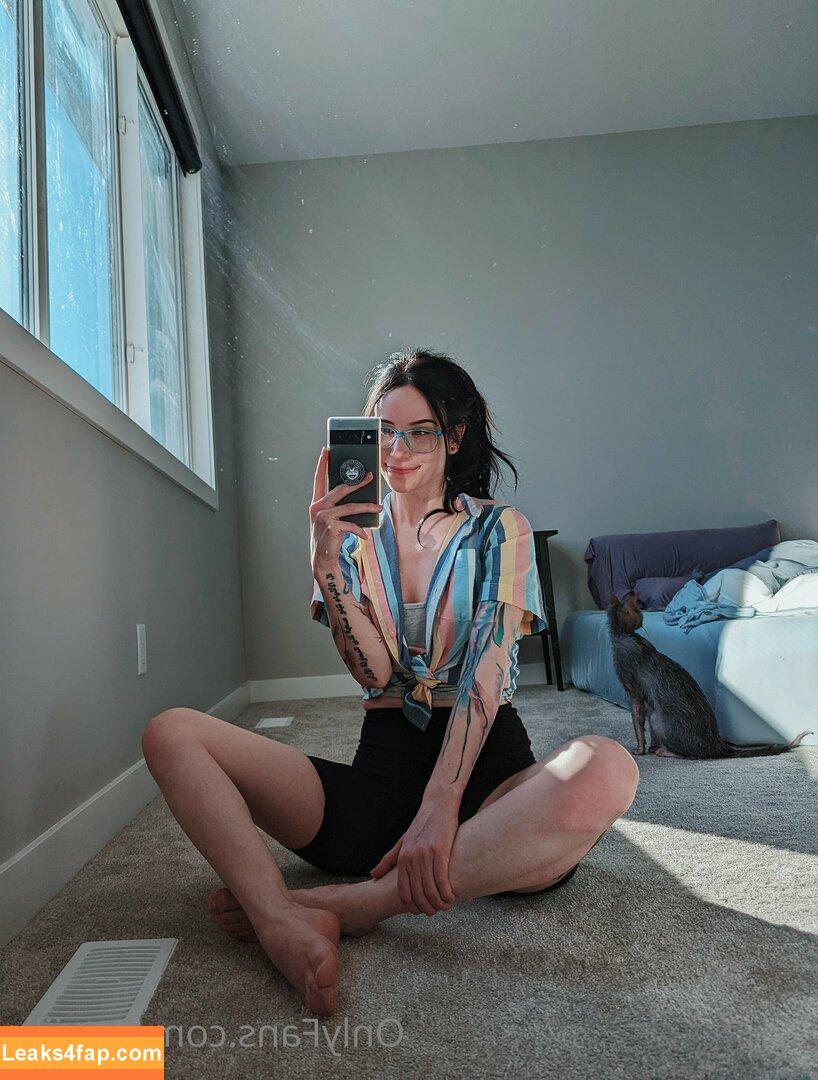 Catziilla / cptamaziing / thecatziilla leaked photo photo #0147