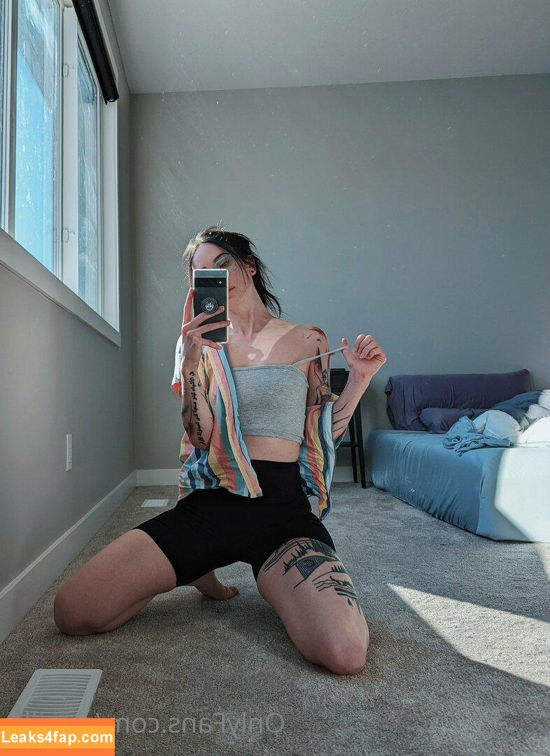 Catziilla / cptamaziing / thecatziilla leaked photo photo #0174