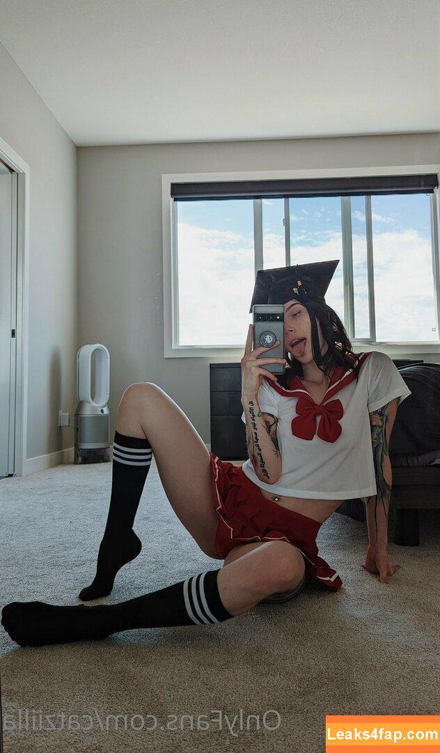 Catziilla / cptamaziing / thecatziilla leaked photo photo #0196