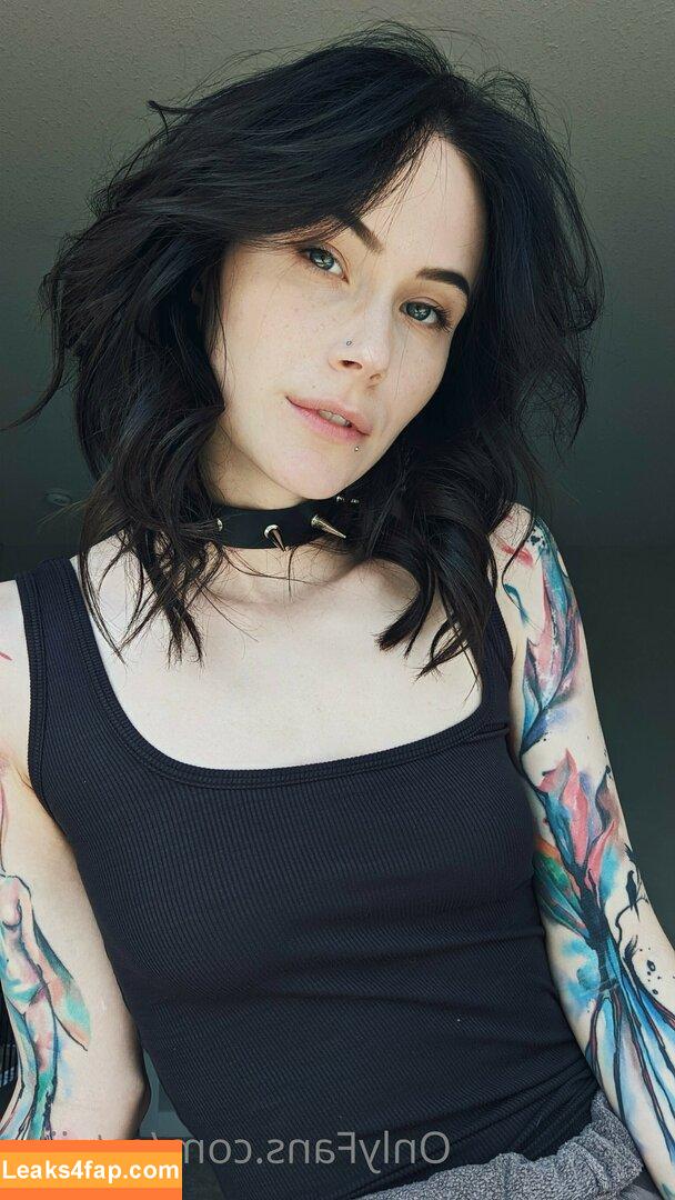 Catziilla / cptamaziing / thecatziilla leaked photo photo #0328