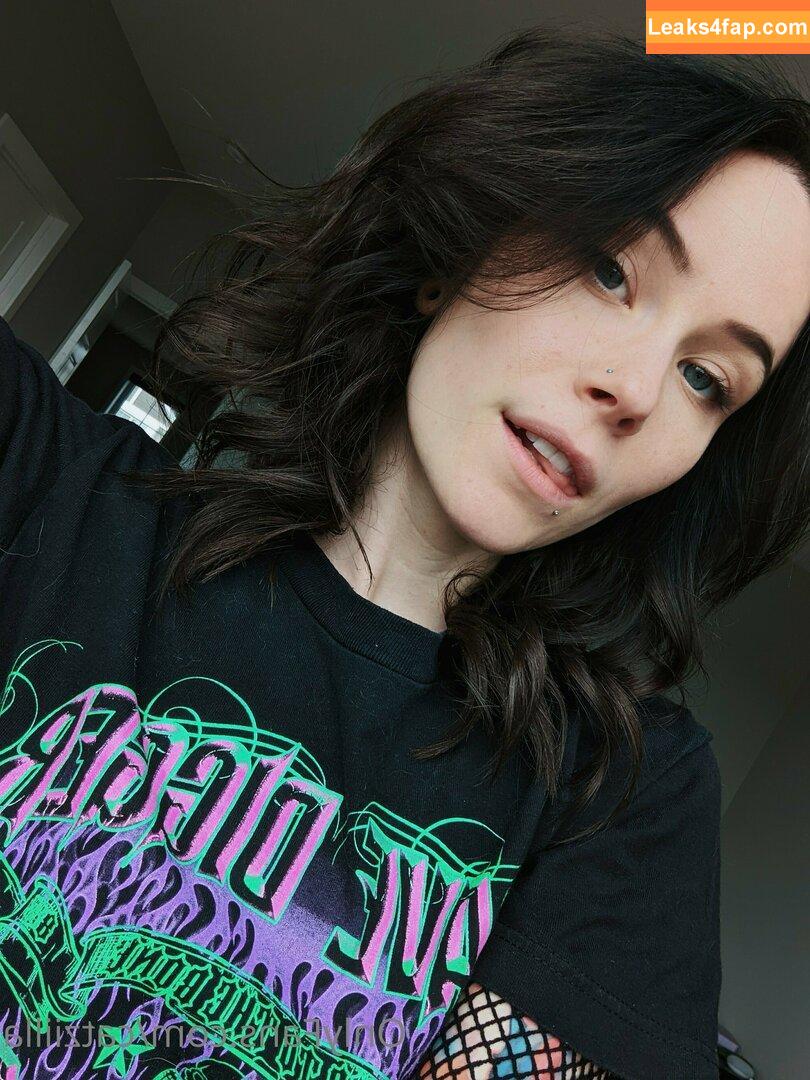 Catziilla / cptamaziing / thecatziilla leaked photo photo #0337