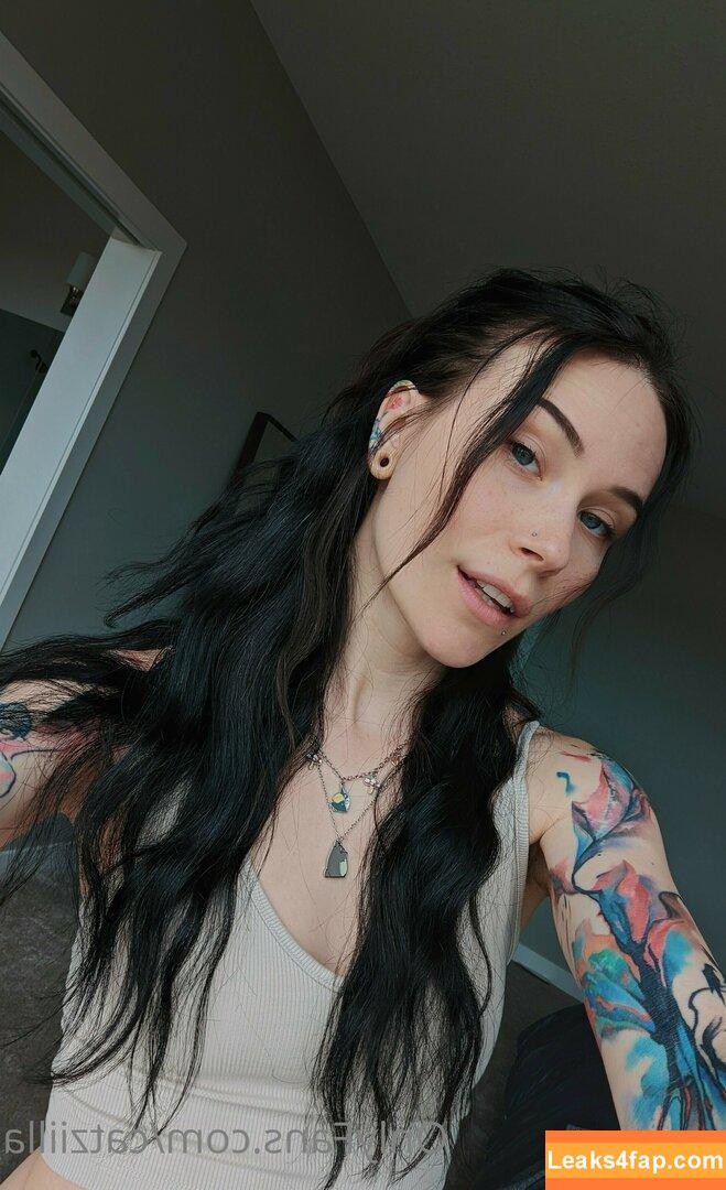 Catziilla / cptamaziing / thecatziilla leaked photo photo #0350