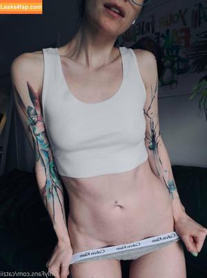 Catziilla photo #0015