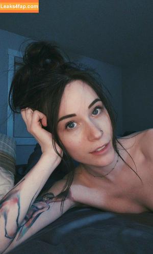 Catziilla photo #0040