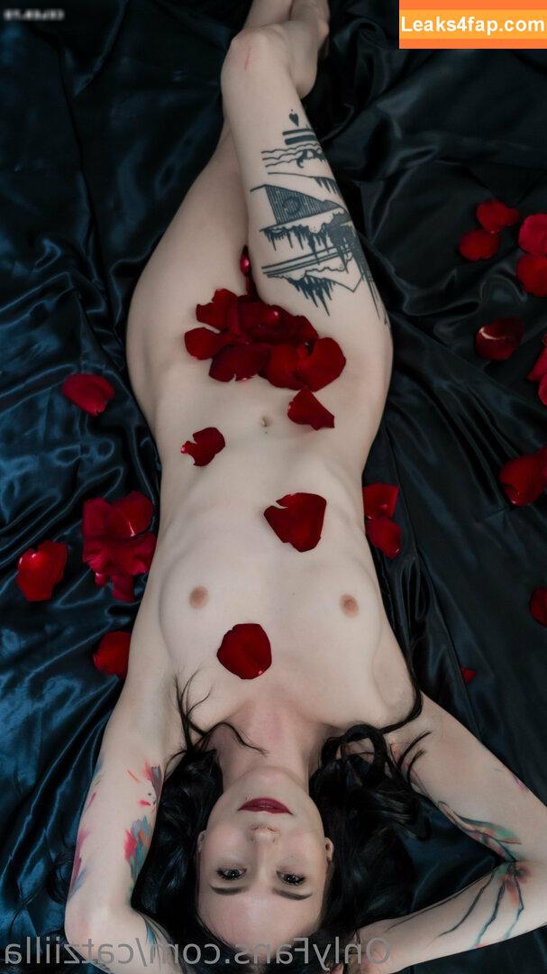 Catziilla / cptamaziing / thecatziilla leaked photo photo #1275