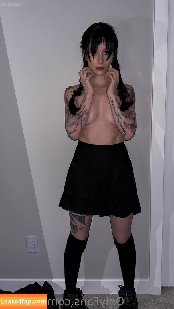 Catziilla / cptamaziing / thecatziilla leaked photo photo #1292