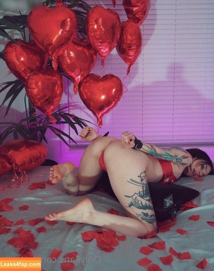 Catziilla / cptamaziing / thecatziilla leaked photo photo #1504