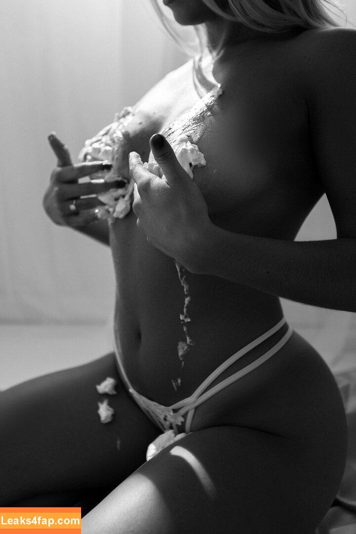 Cayla Vanderbaan / caylavanderbaan leaked photo photo #0094