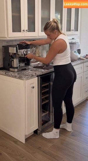 Cayla Vanderbaan photo #0106