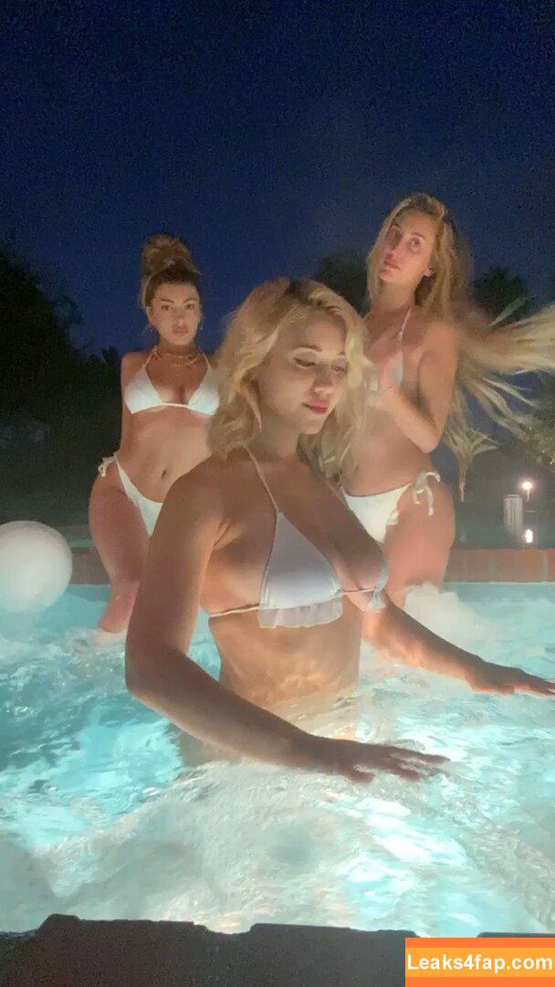 cayleecowan /  leaked photo photo #0005