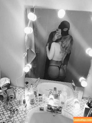 Cece Handley photo #0077
