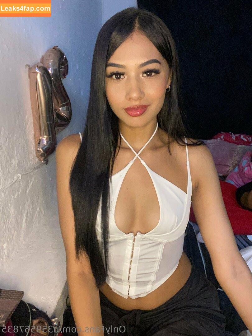 cecilia.suarez /  leaked photo photo #0002