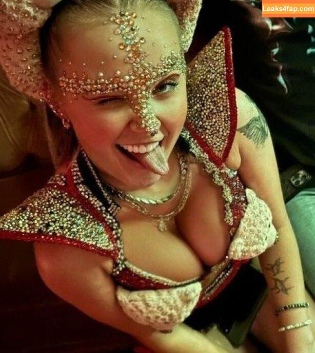 Celebrity Guilty Pleasures & Underrated Women / brihonydawson слитое фото фото #0004