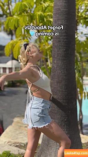 Celebrity Guilty Pleasures & Underrated Women фото #0055