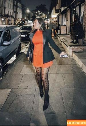 Celebrity Guilty Pleasures & Underrated Women фото #0114