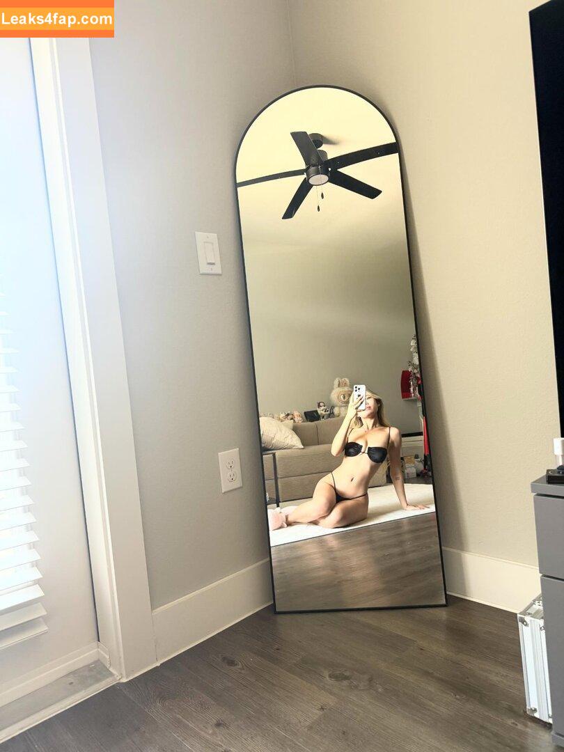 Celia Tran / celia.b.tran leaked photo photo #0221